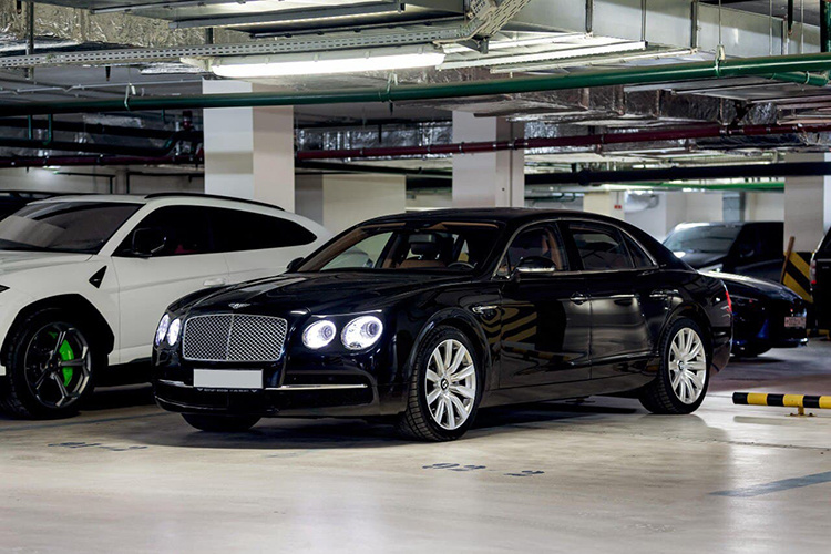 Bentley Flying Spur I срочный-выкуп24.рф