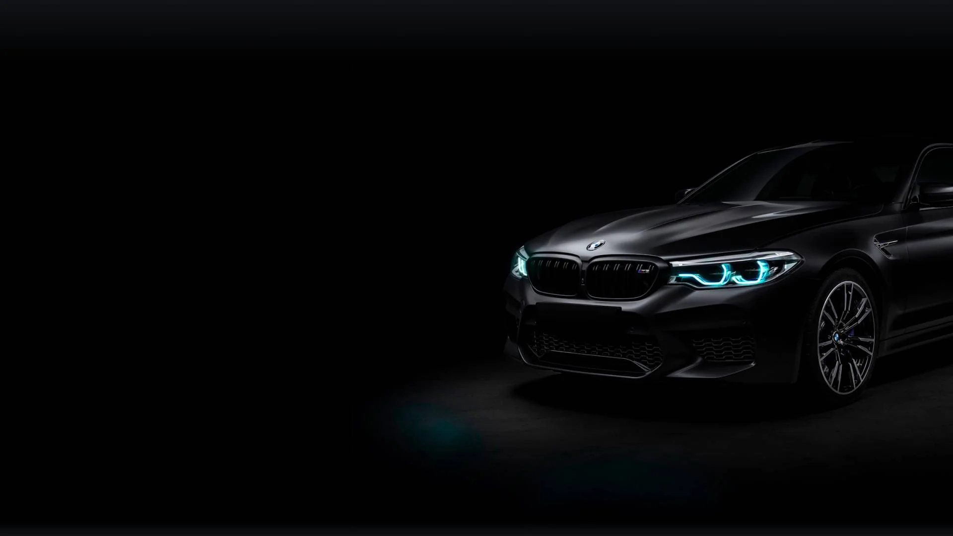 Автомобиль BMW