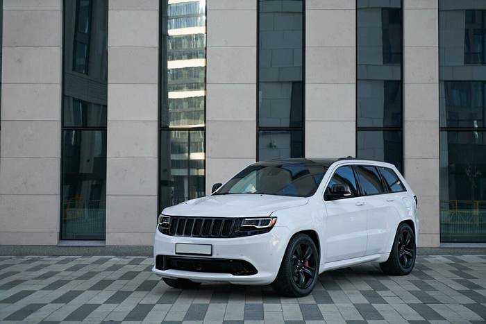 Jeep Grand Cherokee SRT срочный-выкуп24.рф