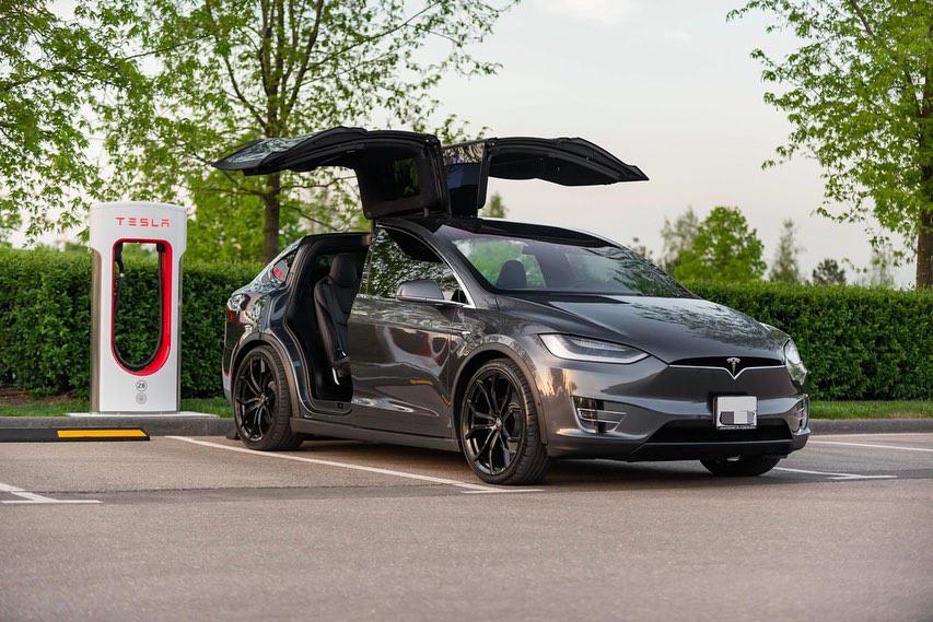 Tesla Model X 100D срочный-выкуп24.рф