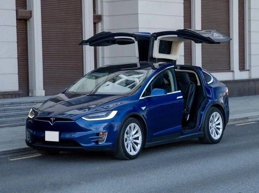 Tesla Model X 90D срочный-выкуп24.рф