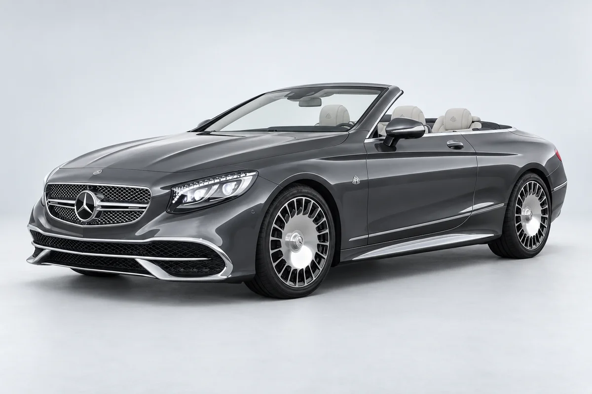 Maybach S 650 Cabriolet — вид спереди в три четверти
