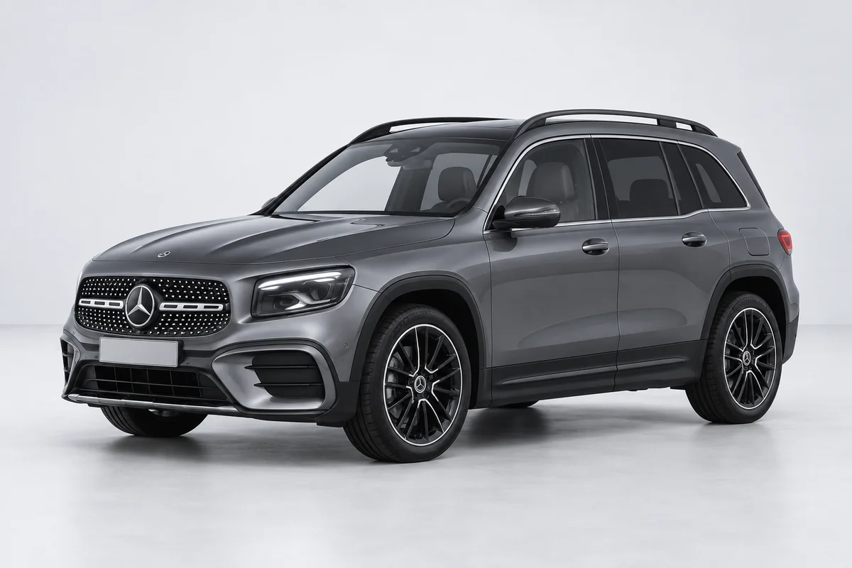 Mercedes-Benz GLB — вид спереди в три четверти
