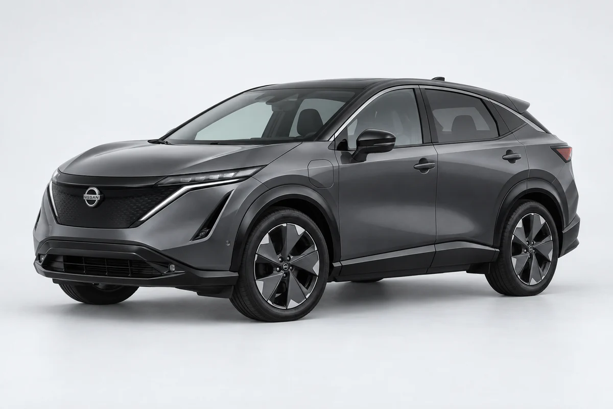 Nissan Ariya — вид спереди в три четверти